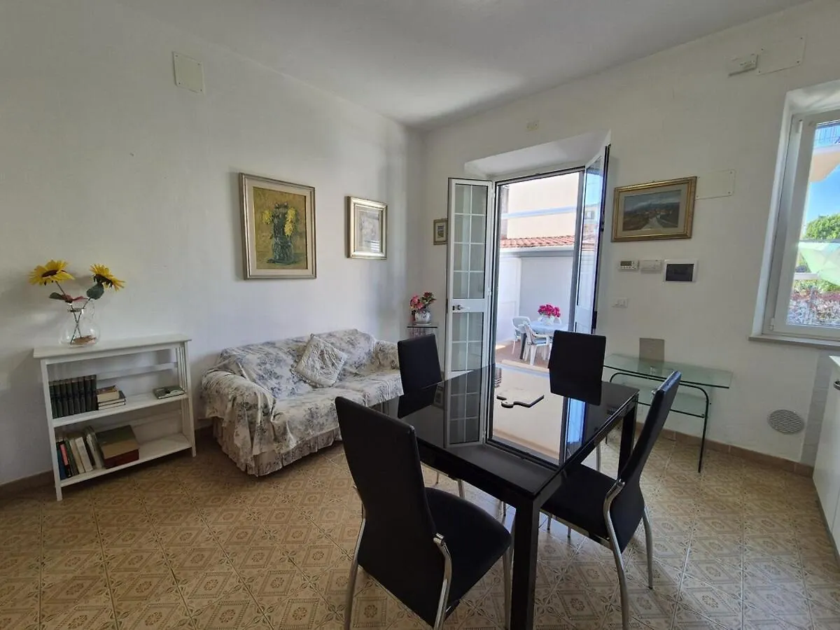 Camilla House Apartment Cecina  0*, Cecina (Livorno)