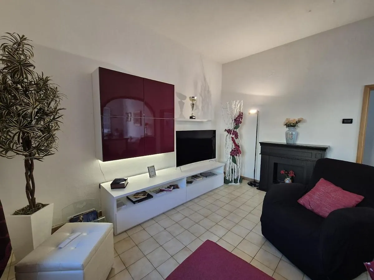 Camilla House Apartment Cecina  0*, Cecina (Livorno)