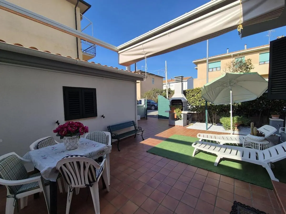 Camilla House Apartment Cecina