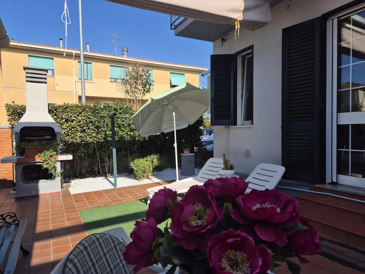 Camilla House Apartment Cecina