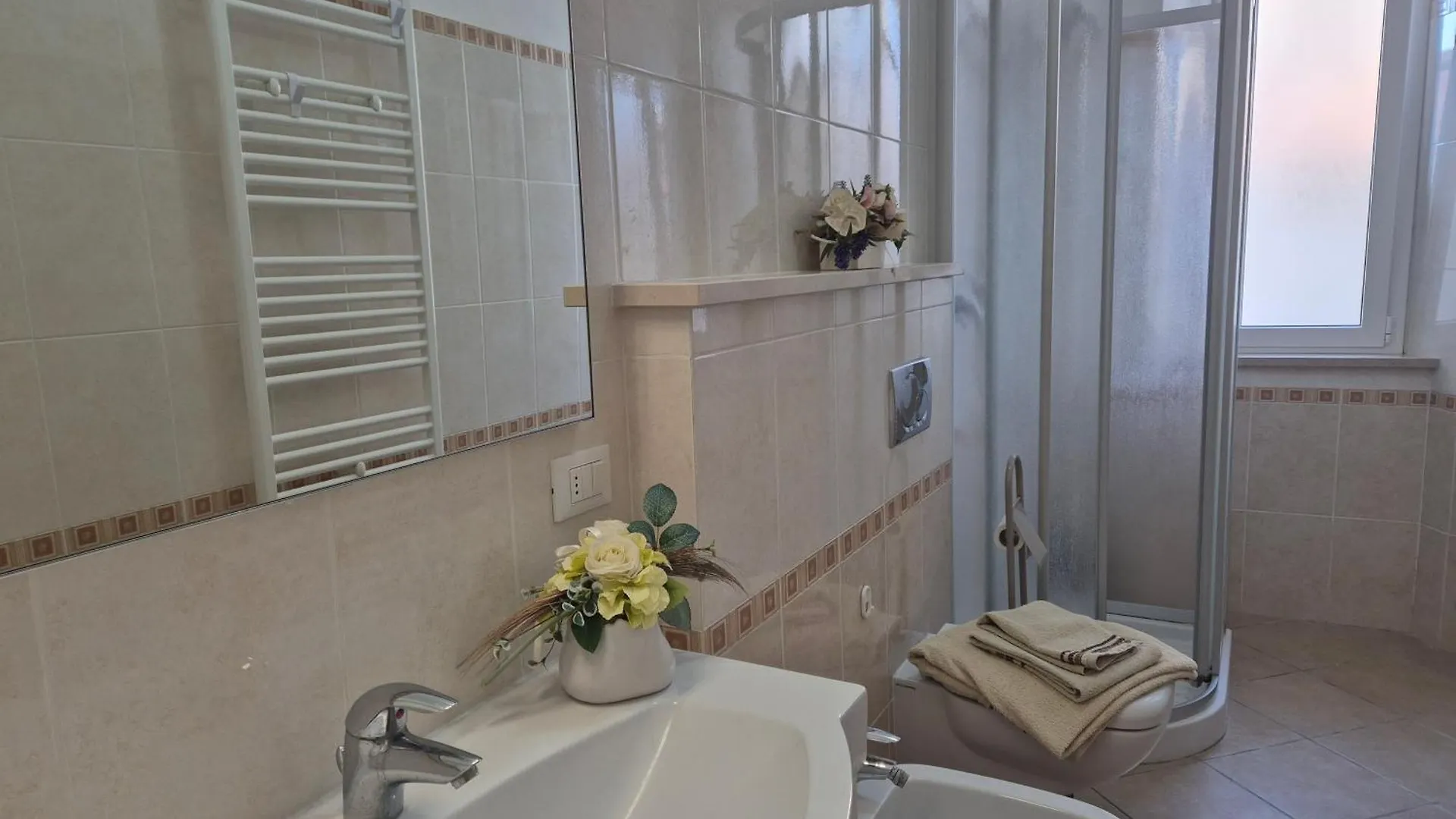 Camilla House Apartment Cecina  Italy