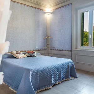 Appartamento Toscana Di Charme Centralissimo Con Due E Due Bagni E Terrazza A 2 K Dal Mare, Cecina (Livorno)